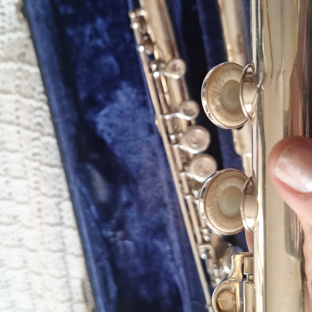 Vintage Armstrong Flute Silver Flute with Case Needs Polishing & Servicing - Picture 8 of 16